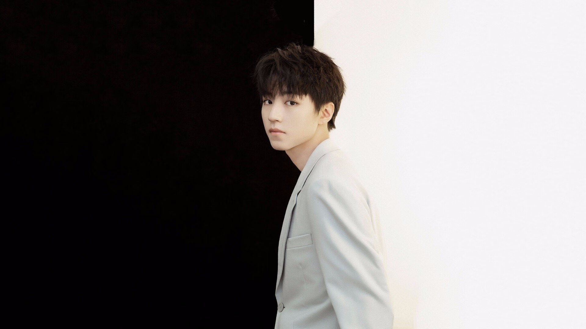 女子网球公开赛中国选手表现出色，晋级八强，女子网球公开赛视频