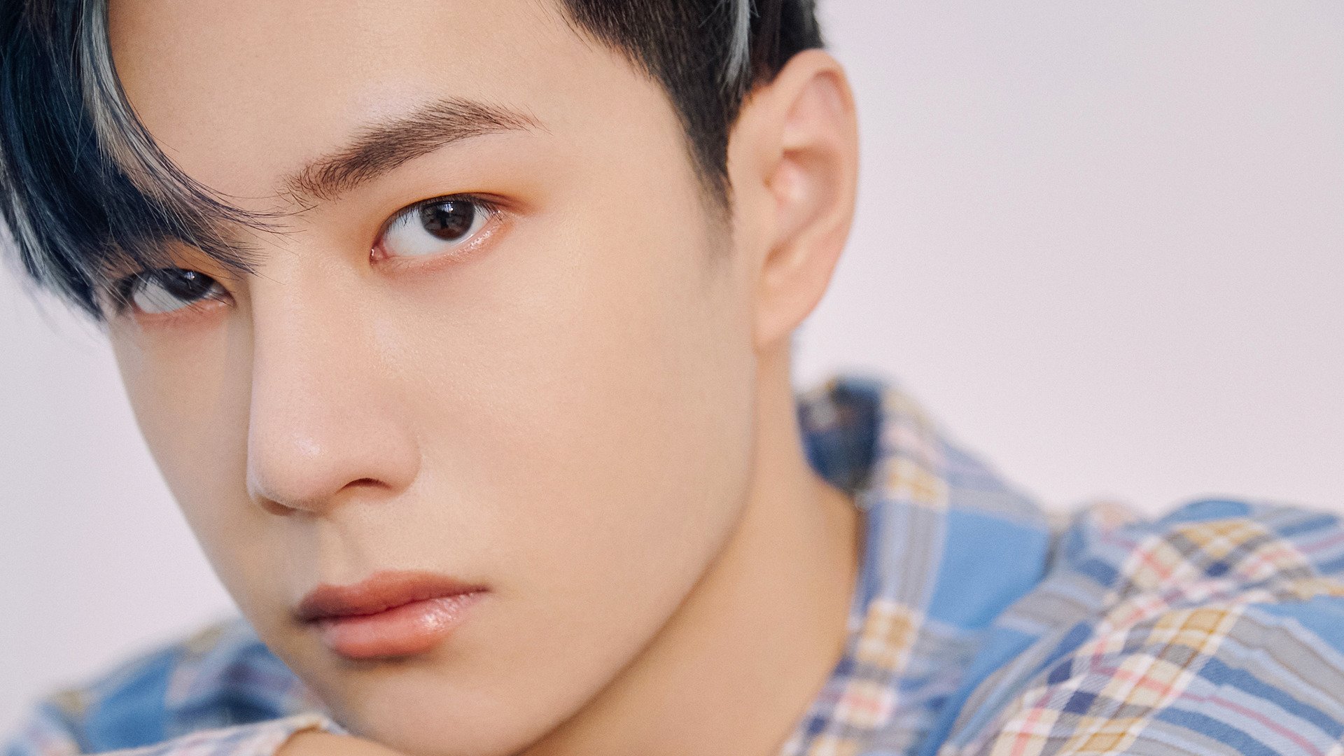 德甲主场氛围带动球队士气，德甲的球场